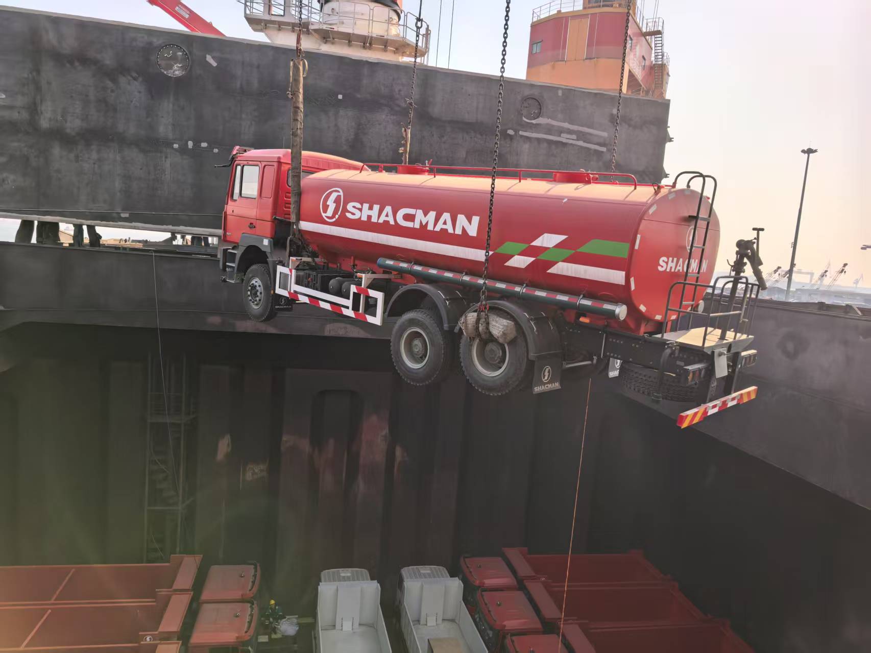 重型車輛散雜船訂艙